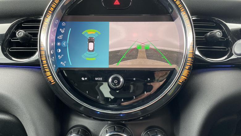 MINI Hatchback 2.0 Cooper S Sport 5dr Auto [Comfort/Nav Pack] Petrol Hatchback